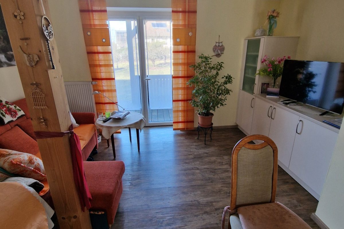 Musterbeispiel, helle freundliche, Seniorengerechte Wohnung